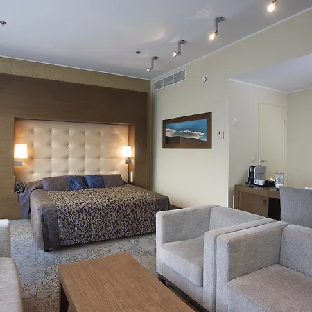 Tallink Hotel 4*