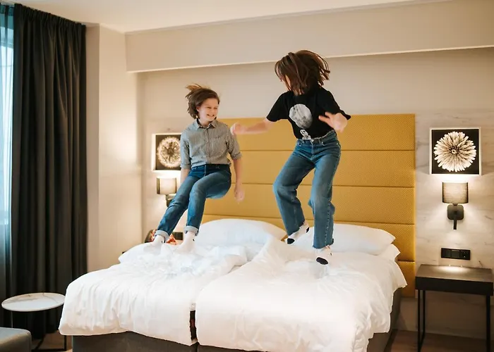 تالينك سيتي 4*